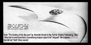 Crescent/bow ship with centre disc, as reported by Kenneth Arnold: see Bareld's post for details.